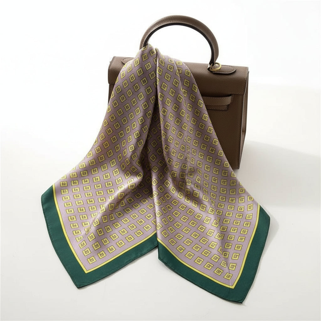 Pañuelo cuadrado elegante de 70 cm para mujer – Estilo chic con estampado clásico”